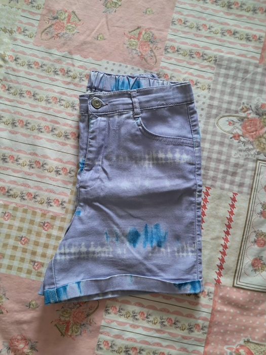 Лилави дънкови къси панталони с Tie-Dye ефект – Размер [S/M]