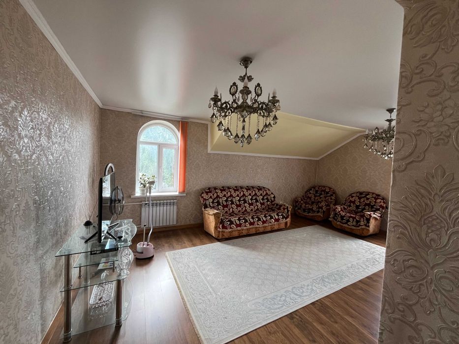 Продам коттедж с бизнесем