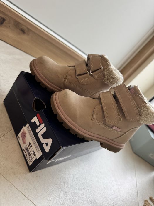 Обувки за момиченце:21-23номер