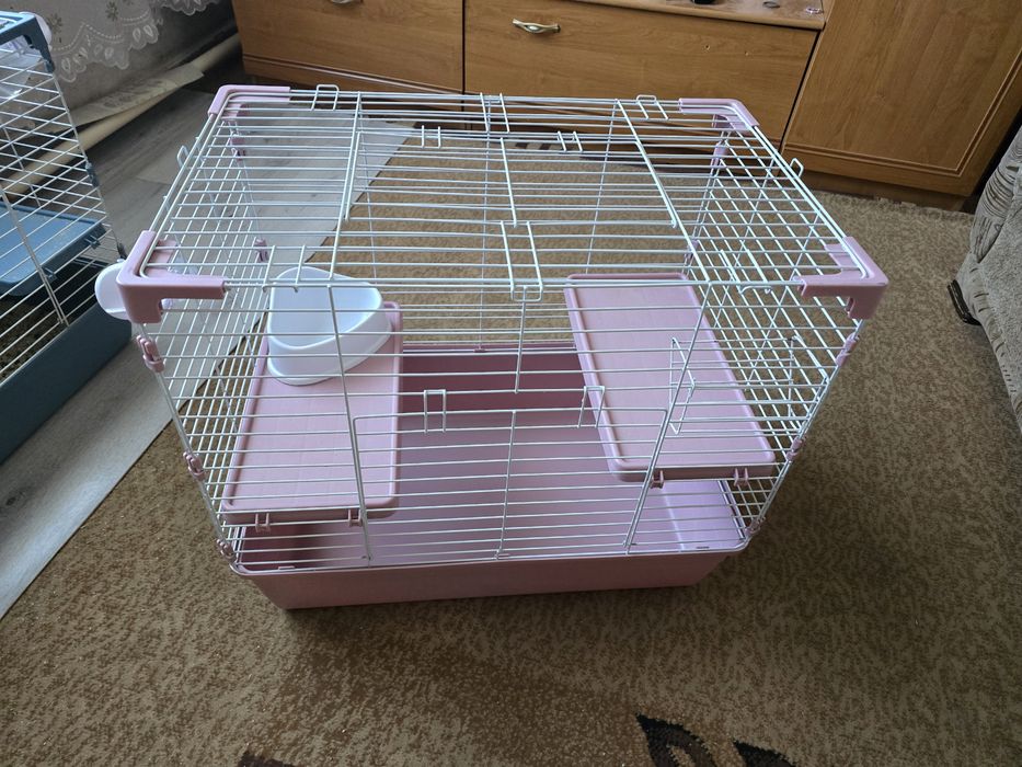 Продам клетку для кроликов.
