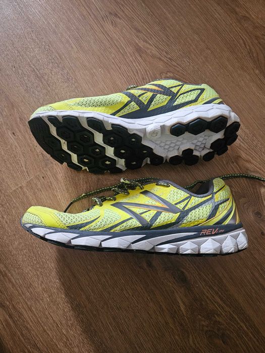 Кроссовки new balance