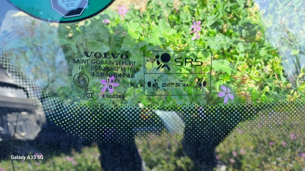 Предно (челно) стъкло за Volvo C30 /Волво ц30