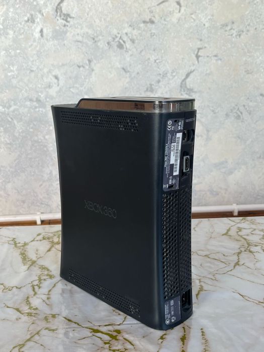 Xbox 360 чёрный