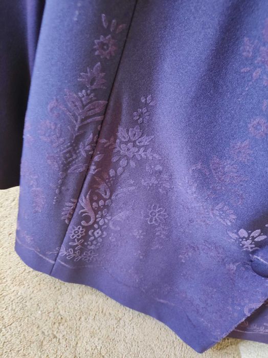 Дамски костюм 54 размер