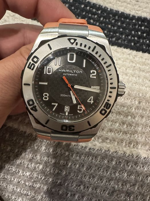 Hamilton Khaki Scuba Diver si Claude Bernard