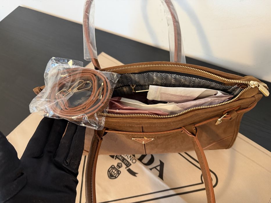 Чанти Prada нови