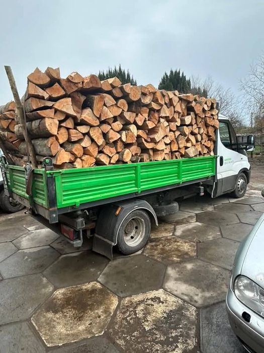 Vând lemne de foc la metru ster