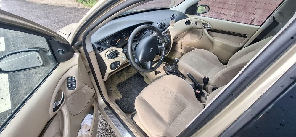 Vand ford focus 1