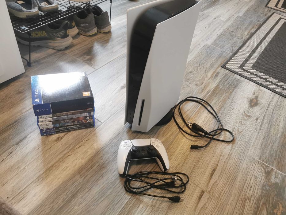 Playstation 5 Disc 1TB cu controller și jocuri