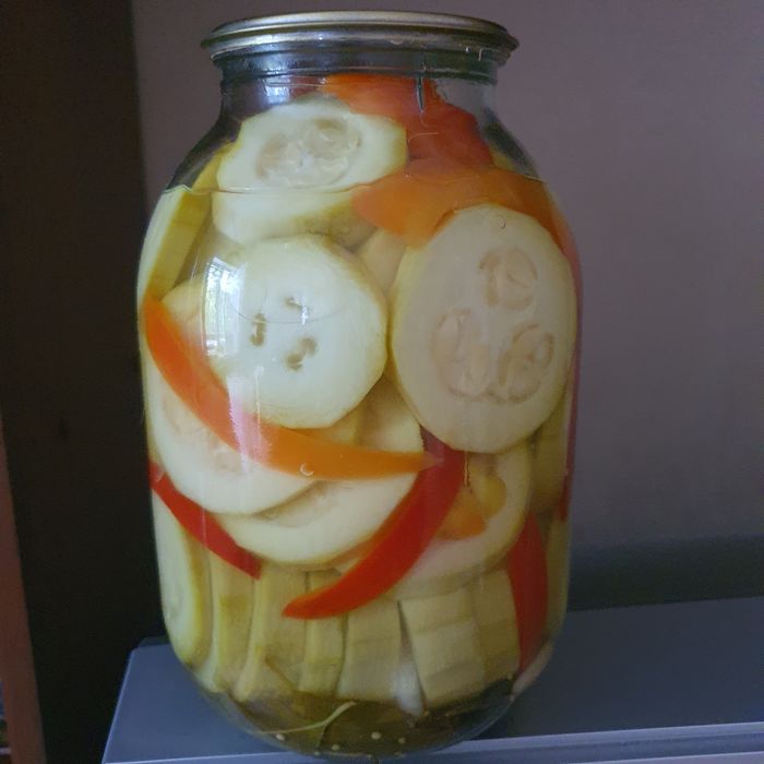 соленья домашние, варенье