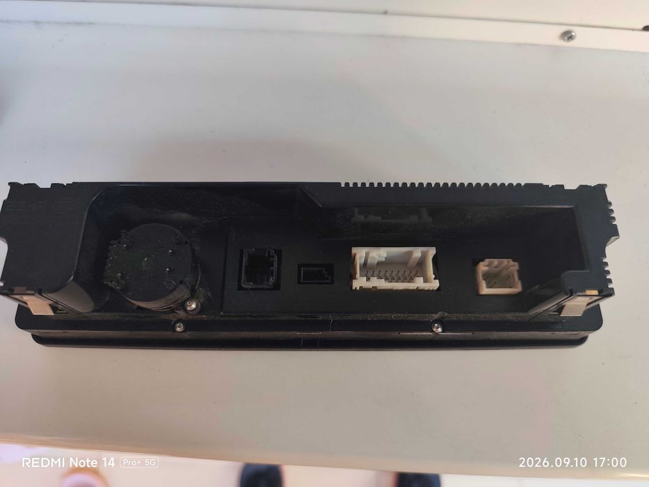 Части за БМВ е 46 . Конзола пепелник , управление климатроник и лостче за чистачки (комби)