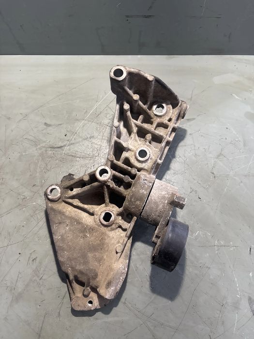 Suport alternator Dacia Logan 2005 1.5DCi MT (68hp)