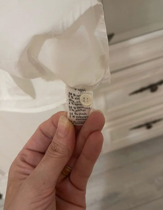 Cămașă Lacoste.. În stare bună... Purtată cu drag la vremea ei