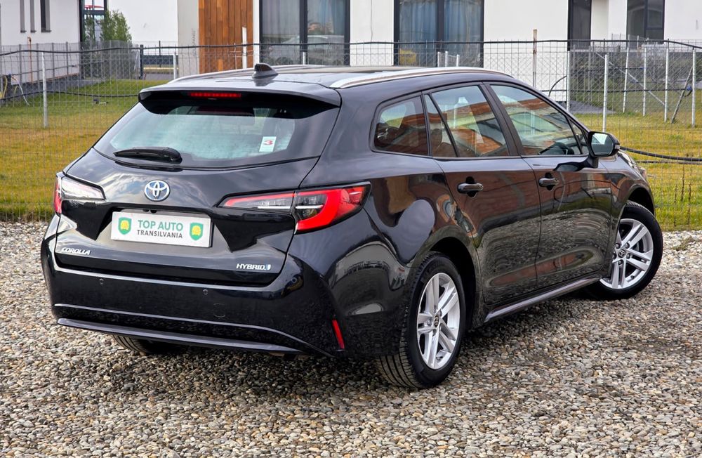 Toyota Corolla Hybrid //Rate//
