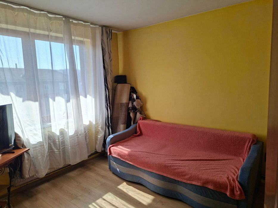 de vanzare apartament cu 3 camere
