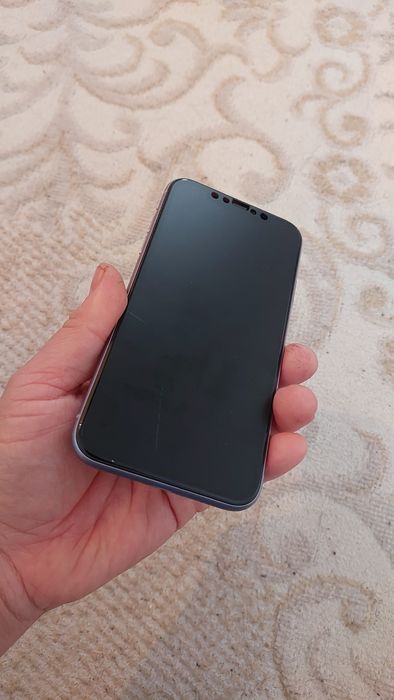 Продам Айфон 11.64г