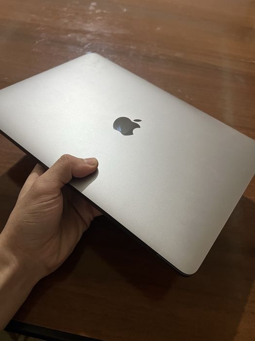 Macbook Pro Core I5