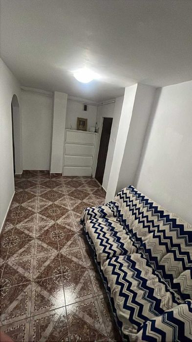 Vand apartament 4 camere