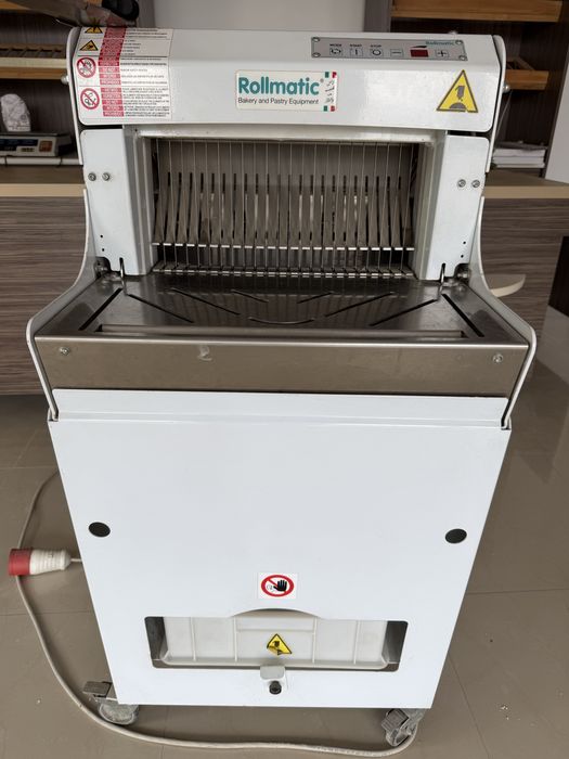 Vand Feliator de paine pentru brutarie/magazin