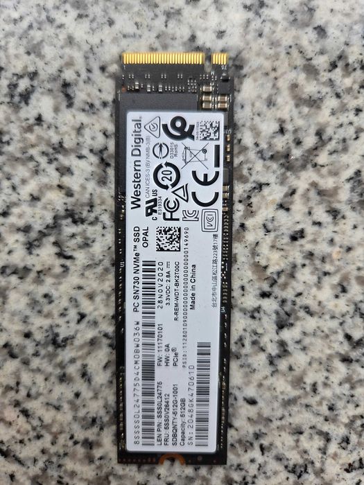 SSD-uri Kingston NV1 500GB PCI Express 3.0 x4 M.2 2280 ca nou si Western Digital SN730 512GB