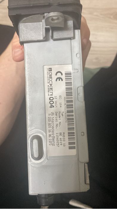 Штатная магнитола w203