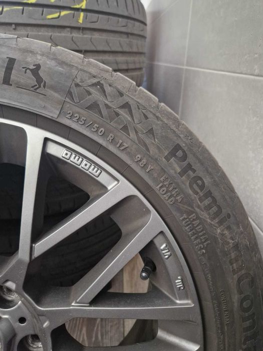 Jante MOMO Revenge R17 8Jx17 ET45 5x114.3 - kba 49797