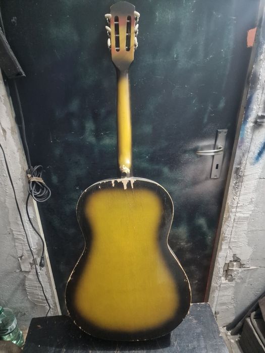 Електрическа акустична китара Кремона