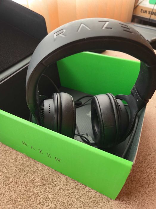 Слушалки RAZER PS5 PS4 PC като нови