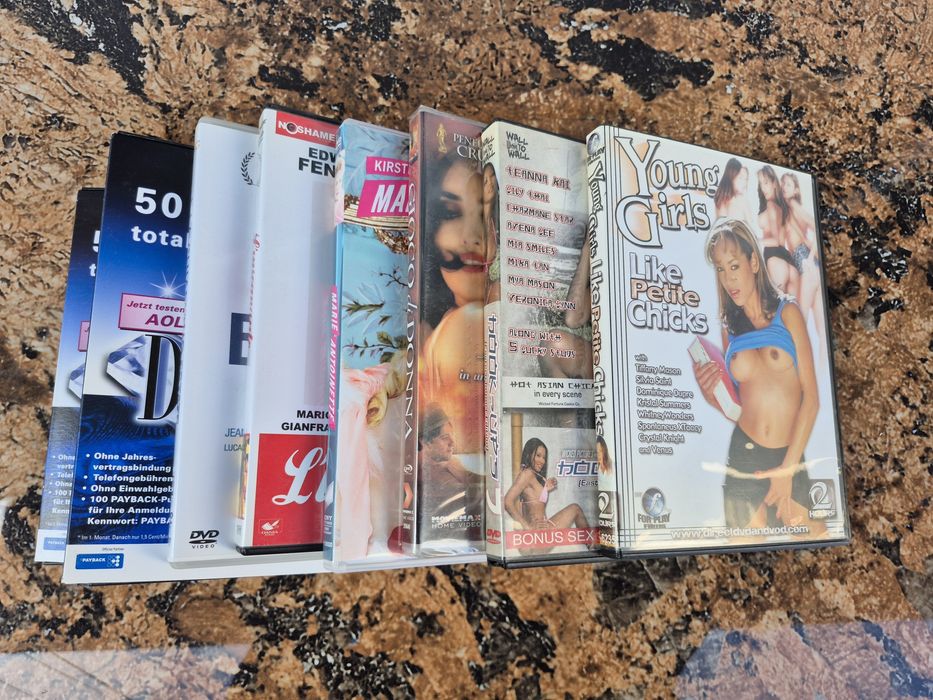 Vând Lot 50 DVD originale colectie filme acțiune,drama,Comedie,Sexi