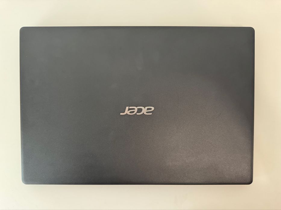 Ноутбук Acer. Windows 10