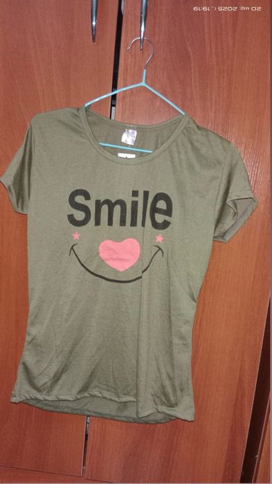 Футболки женские