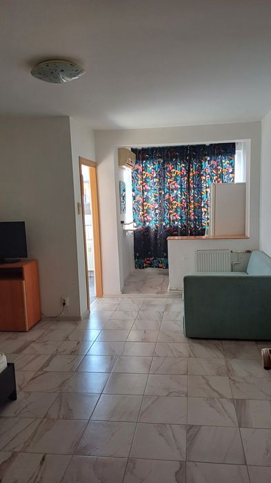 Proprietar,inchiriez garsoniera