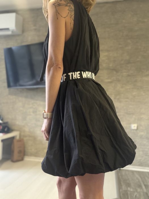 Рокля Negative wear