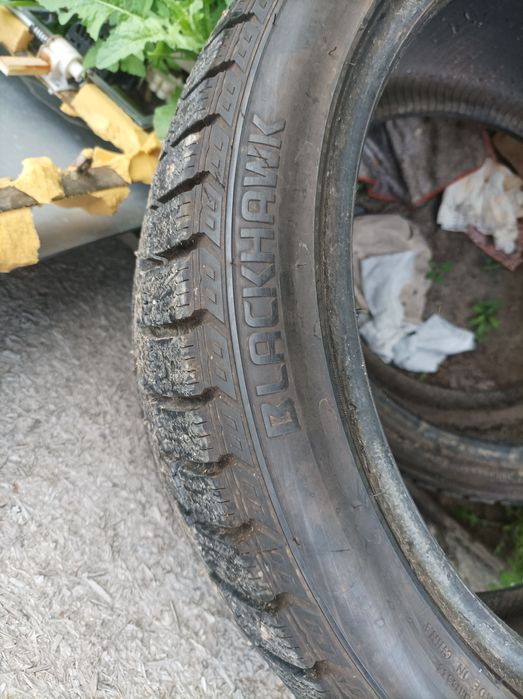 Продам резину 18