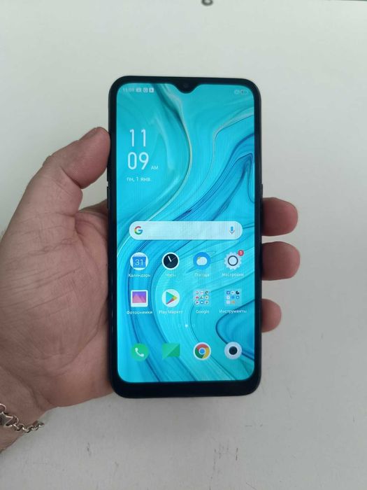 Продам смартфон Oppo A1k целый без трещин, все работает