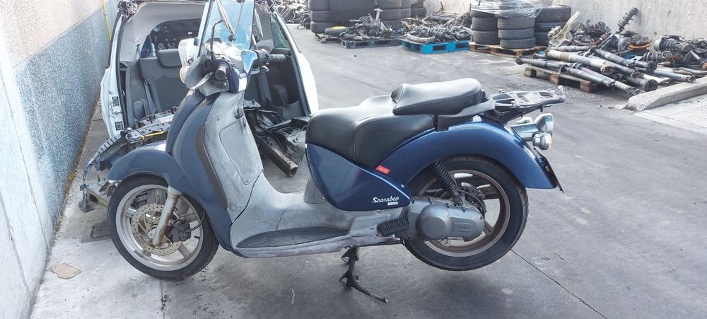 Aprilia Sport city,Leonardo, Atlantic,Scarabeo(Спорт Сити 125-300  Леонардо 150,200 Атлантик 125-500,Скарабео 500-50)-на части