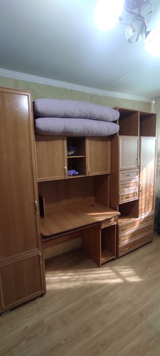 Продам стенку со шкафом