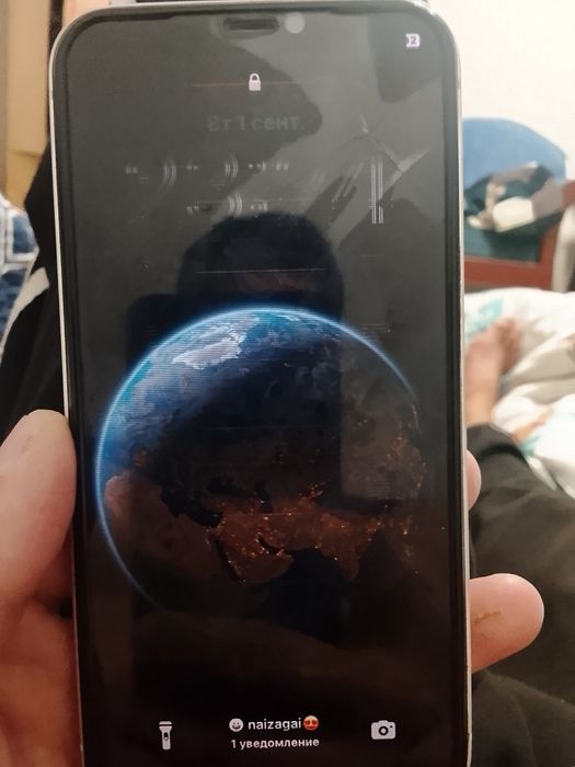 iPhone 12 бездок