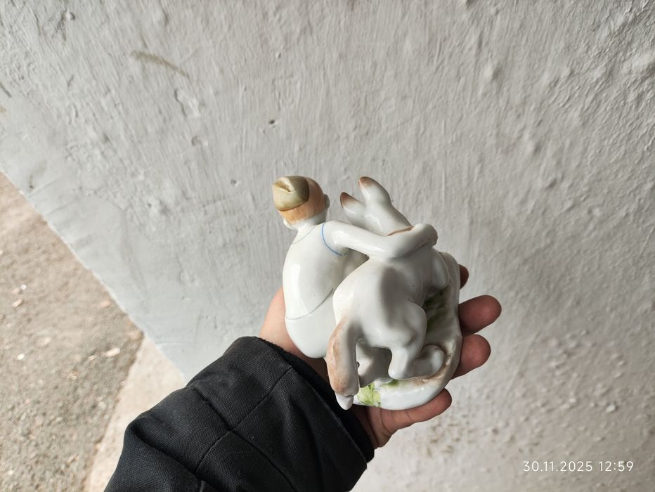 Статуэтки Родина Мать и мальчик с собакой СССР