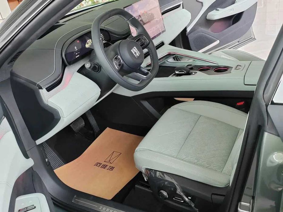 Zeekr 001 We RWD 100kwh pod zakaz
