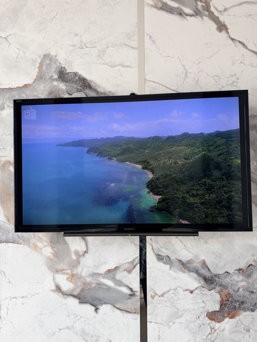 Продам телевизор