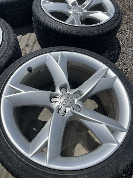 Джанти Speedline 19’ оригинални за Ауди с летни гуми