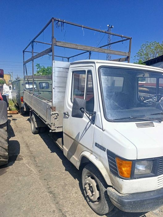 Бордови Камион Mercedes 410D