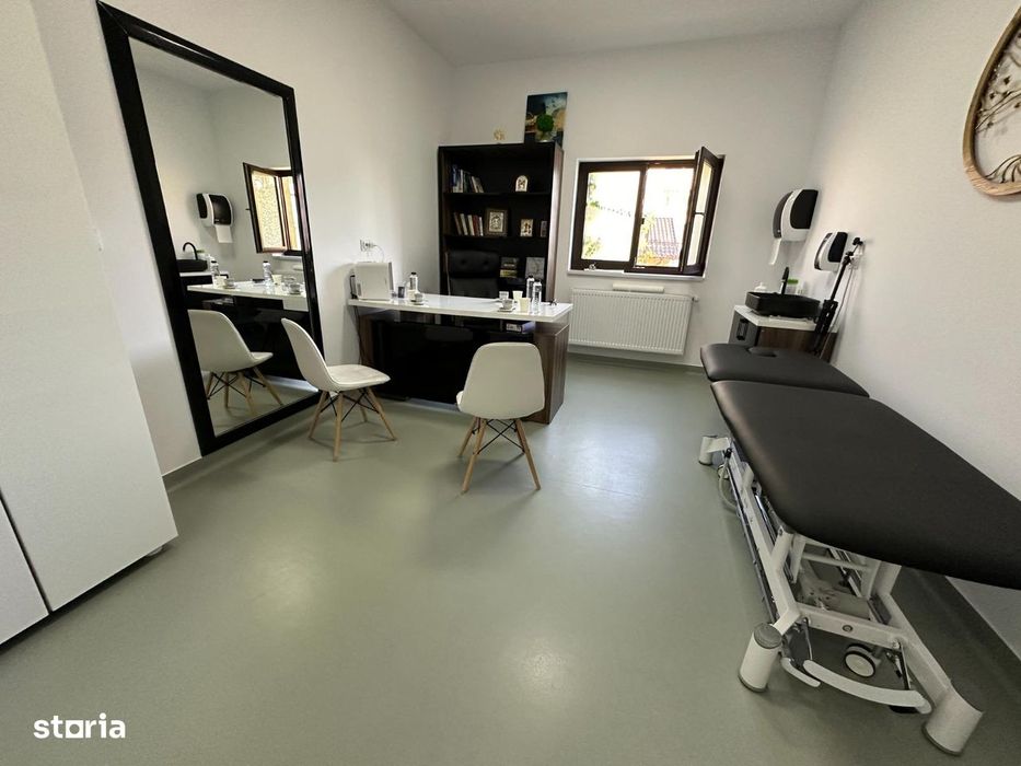 Vand spatiu comercial clinica  inchiriat pe 8 ani randament 10-15%