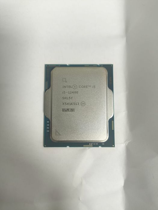 Intel Core i5-12400