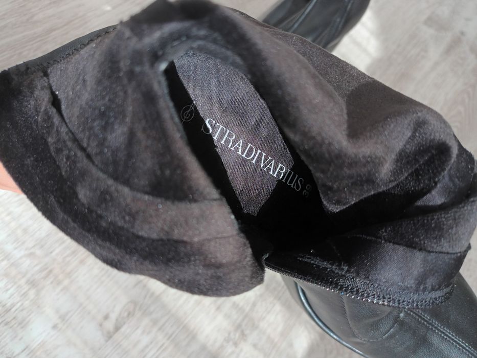 Боти с платформа Stradivarius