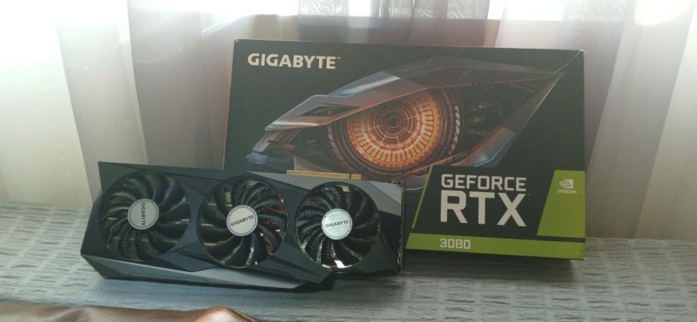 Placa video GIGABYTE GeForce RTX 3080 GAMING OC 10GB GDDR6X