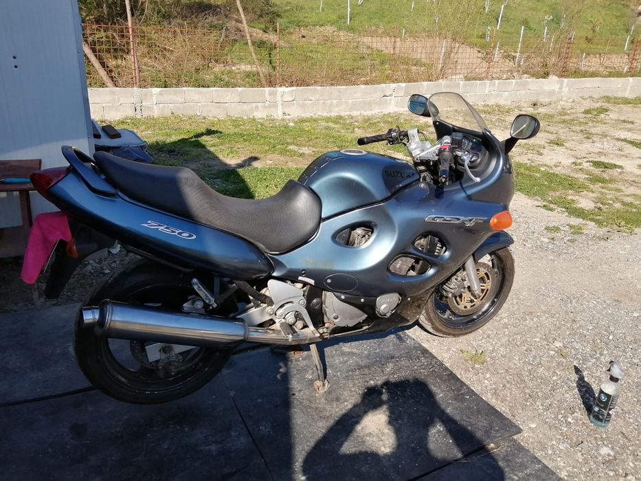 Vand Suzuki GSX F 750 cmc