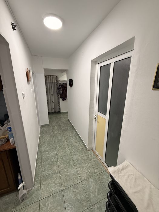 Apartament cu 3 camere