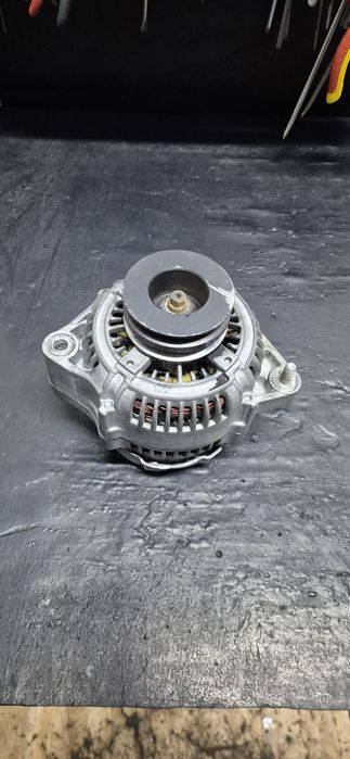 Генератор Land Cruiser 105 4.5 1FZ - FE